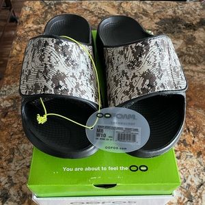 OOFOS Desert Camo Slides